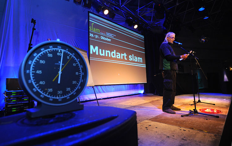 cw_Poetryslam_29-10-09_134