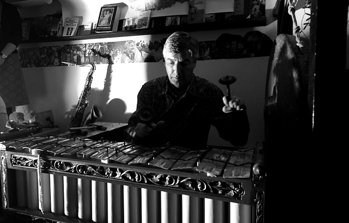 Hartmut Zänder:Gamelan Lamaeng