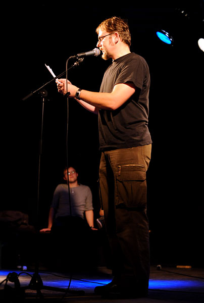 cw_Poetryslam_29-10-09_035